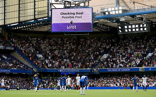 VAR