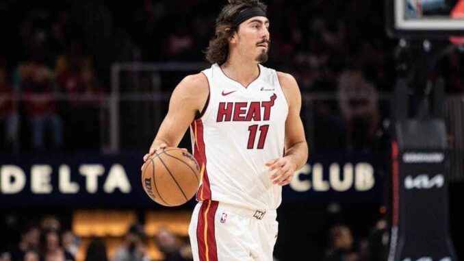 335d448f-65bb-4951-ae9a-1eb940b13226.sized-1000x1000